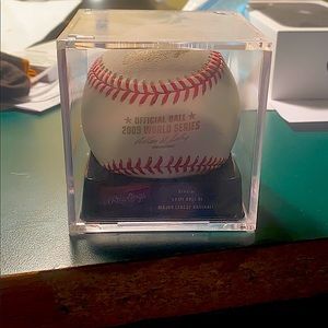 Official 2009 World Series Baseball (NYY vs PHI)